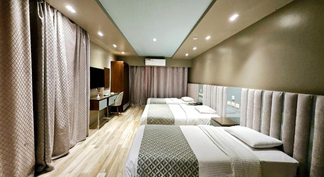 Grand Bayan Hotel & Apt At Nile Plaza カイロ 部屋 写真